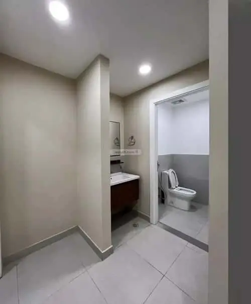 4 bedroom villa in Al Bashaer, Riyadh 6
