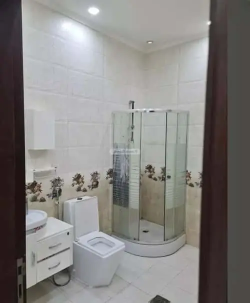 4 bedroom apartment in Al Yaqout, Jeddah 9