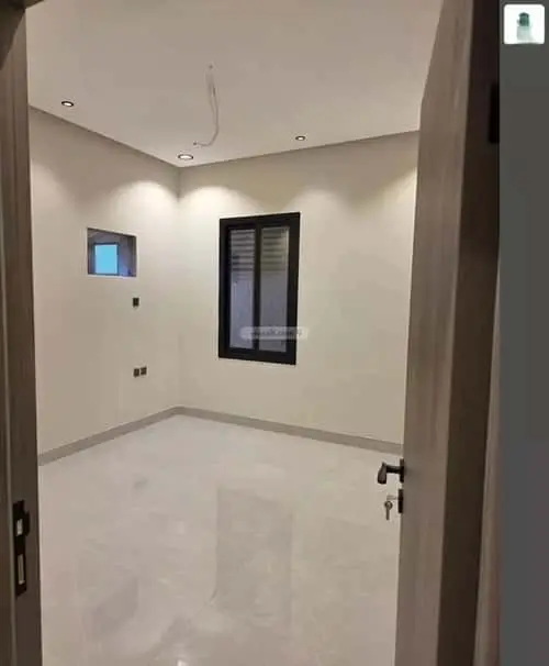 3 bedroom apartment in Al Sawari, Jeddah 11
