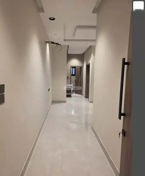 3 bedroom apartment in Al Sawari, Jeddah 7
