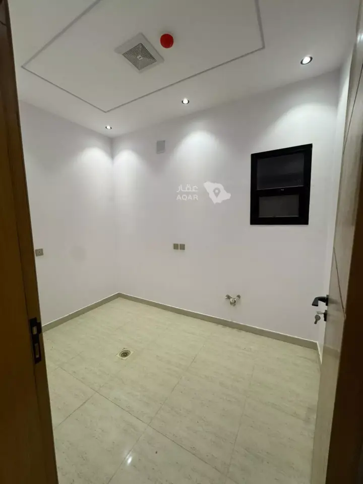 3 bedroom apartment in Ad Dar Al Baida, Riyadh 4