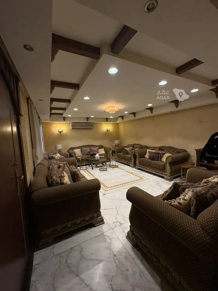 6 bedroom villa in An Nafal, Riyadh 13