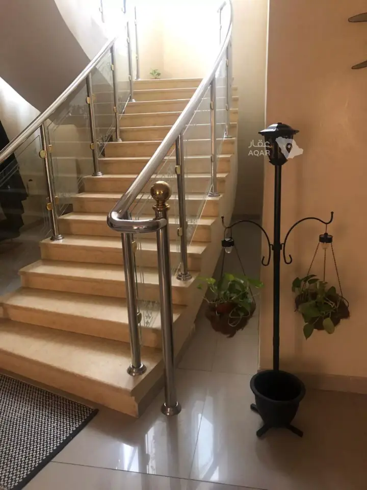 5 bedroom villa in Al Sahafah, Riyadh 13