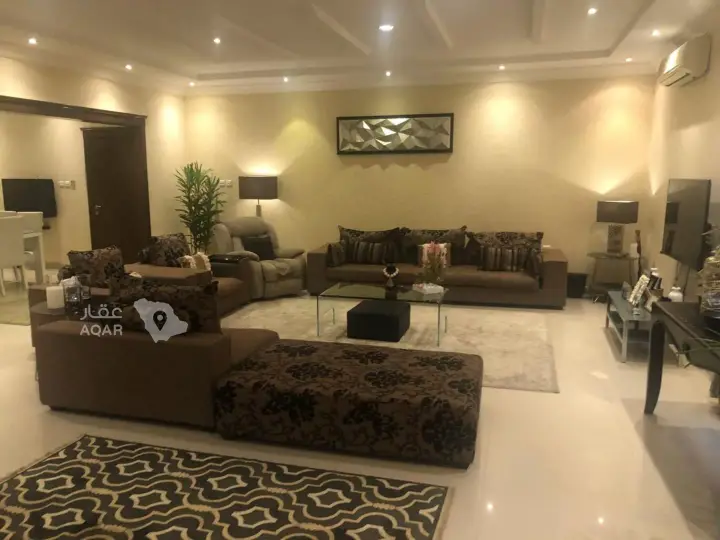 5 bedroom villa in Al Sahafah, Riyadh 16