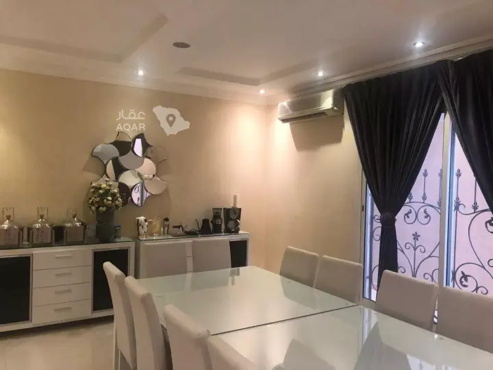 5 bedroom villa in Al Sahafah, Riyadh 7