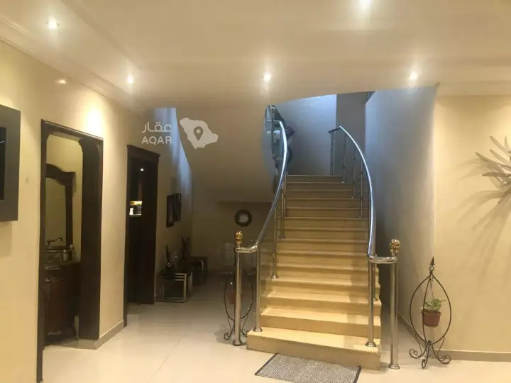 5 bedroom villa in Al Sahafah, Riyadh 2