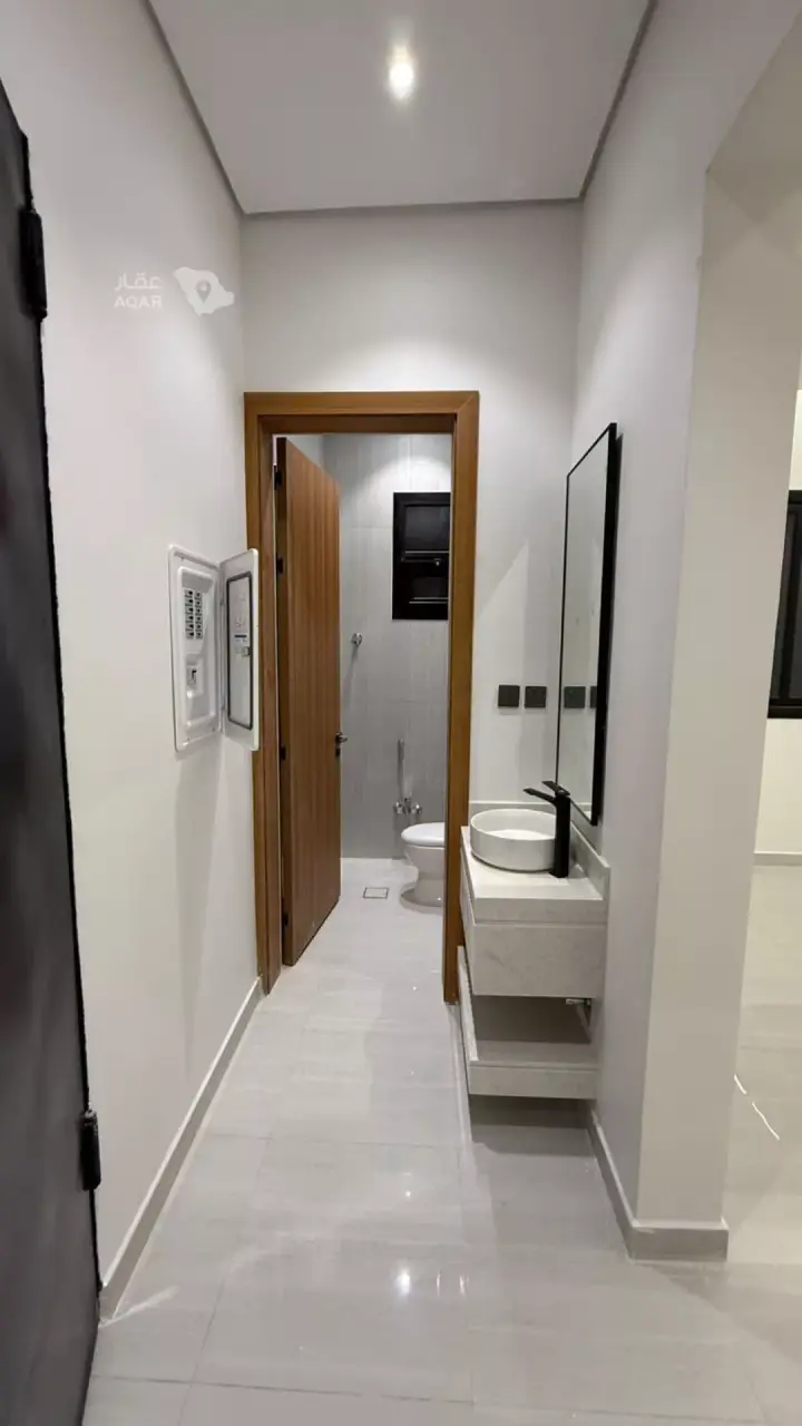 3 bedroom apartment in Al Janadriyah, Riyadh 4