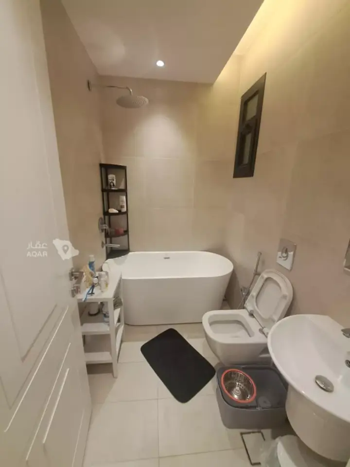 3 bedroom apartment in Granada, Riyadh 8