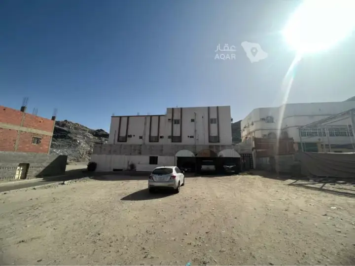 25 bedroom building in Al Awali, Makkah 5