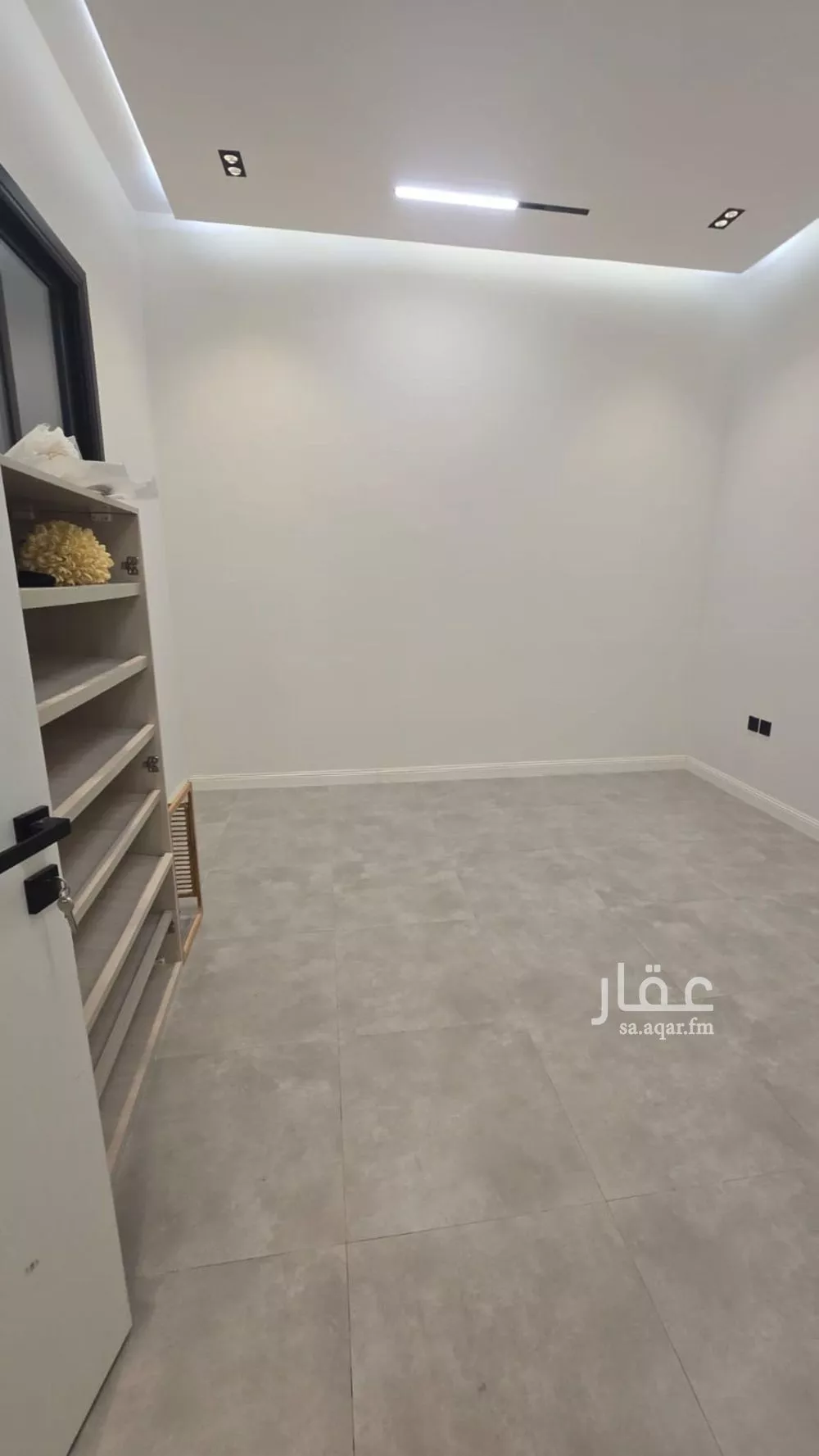 3 bedroom floor in Al Aridh 9