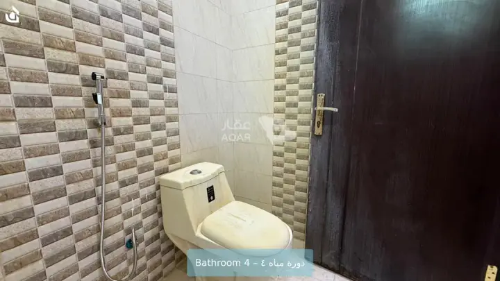 5 bedroom villa in Tuwaiq, Riyadh 19