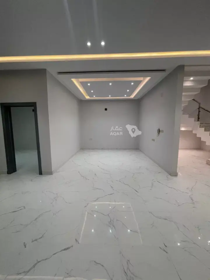 4 bedroom villa in Okaz, Riyadh 11
