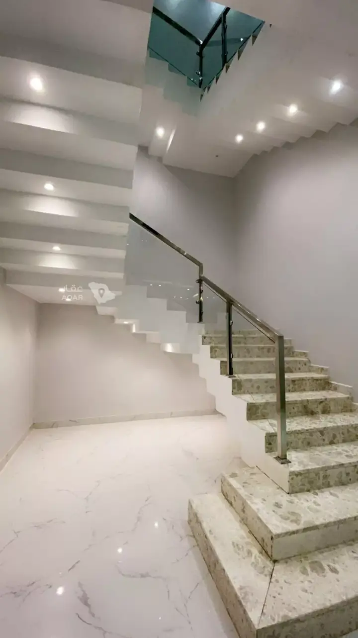 4 bedroom villa in Okaz, Riyadh 13