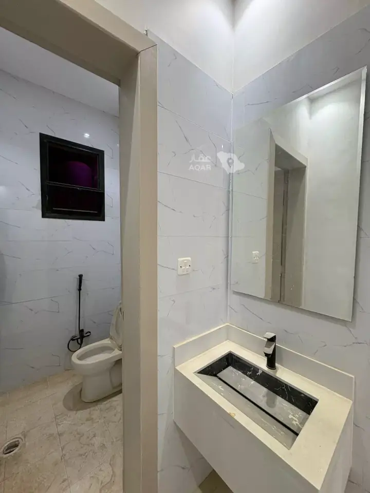 3 bedroom villa in Okaz, Riyadh 13