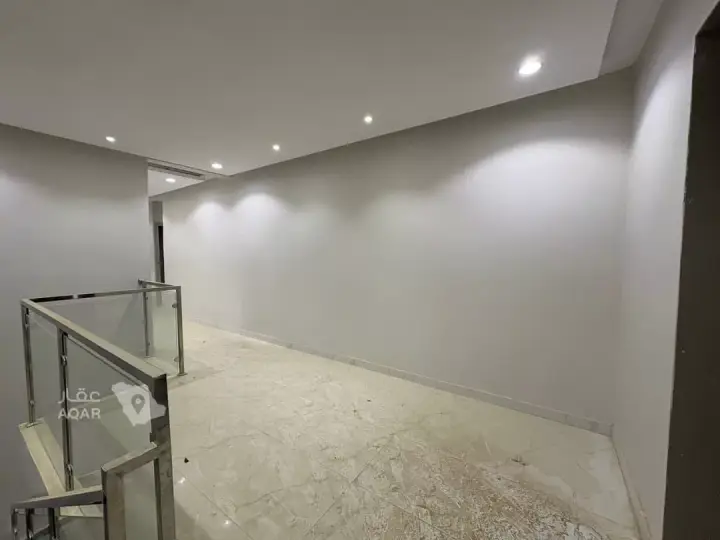 3 bedroom villa in Okaz, Riyadh 8
