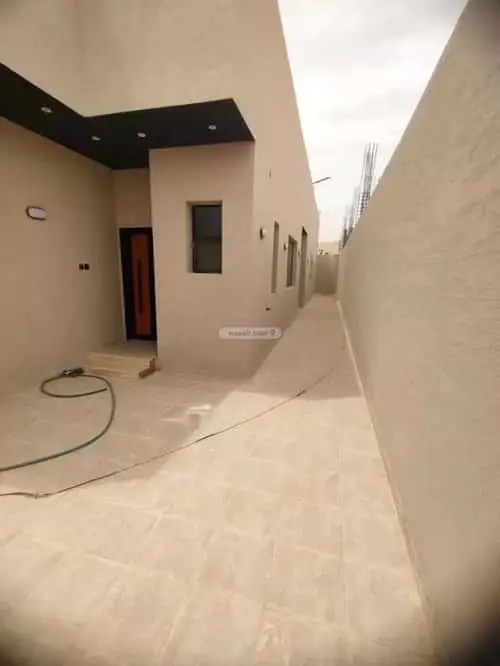 7 bedroom villa in Al Ghnamiah, Riyadh 6