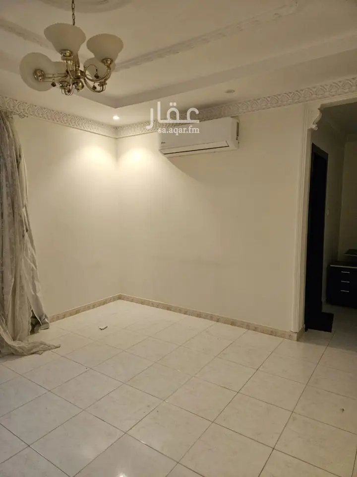 4 bedroom villa in Qurtubah, Riyadh 11
