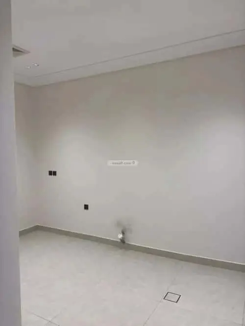 4 bedroom apartment in Mishrifah, Jeddah 15