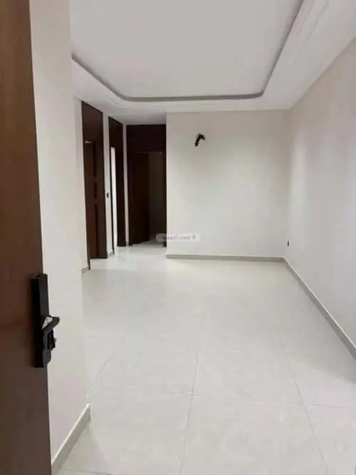 4 bedroom apartment in Mishrifah, Jeddah 6