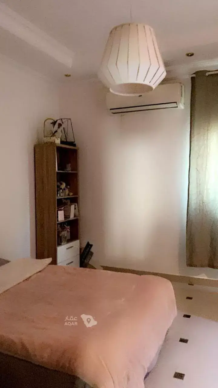 4 bedroom villa in Al Yarmouk, Riyadh 6