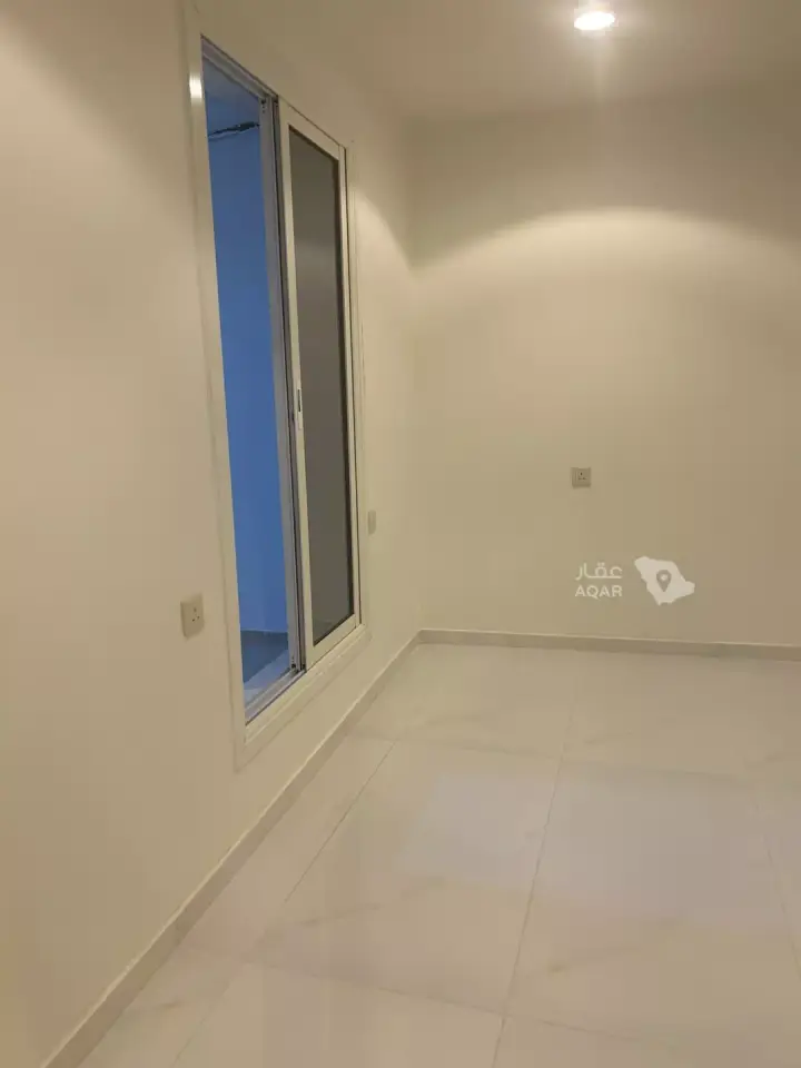 2 bedroom apartment in Awdah, Taif 4