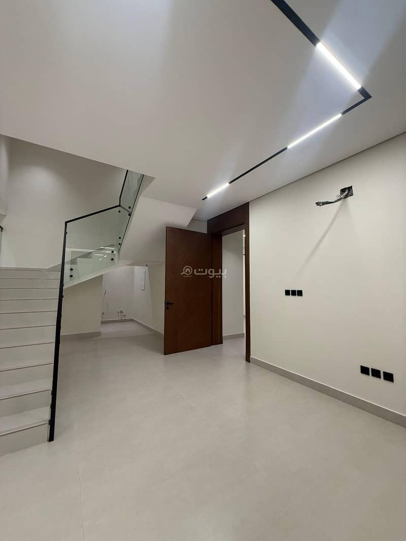 6 bedroom villa in Al Mahdiyyah, Riyadh 17