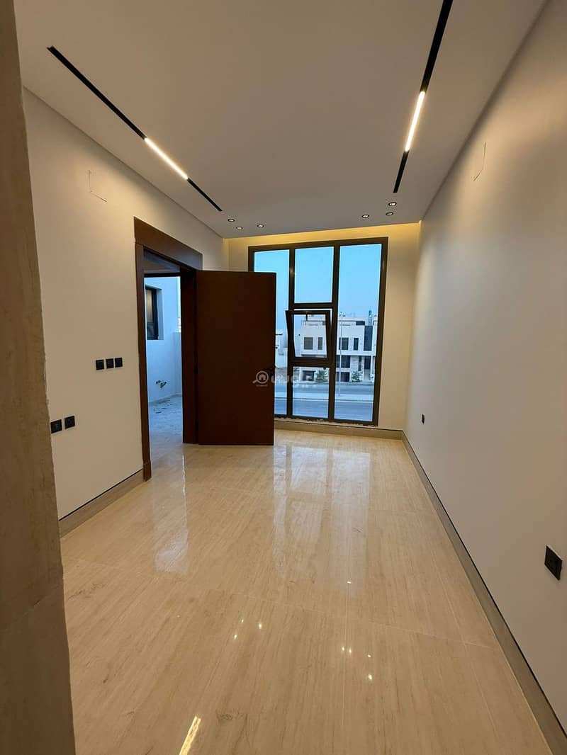 6 bedroom villa in Al Mahdiyyah, Riyadh 21