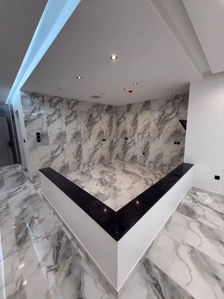 4 bedroom apartment in Hajar, Eastern Province 5