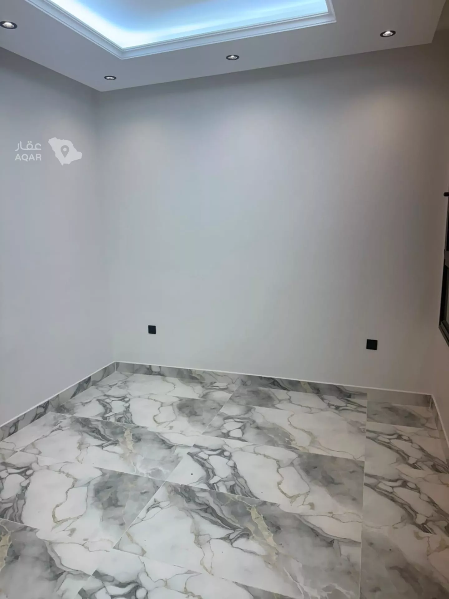 4 bedroom apartment in Hajar, Eastern Province 9