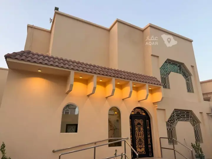 فيلا 4 غرف في الحزام الذهبي، الخبر 2