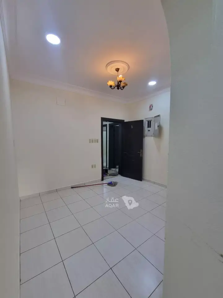 عقار 40 غرف في الخبر الجنوبية، الخبر 12