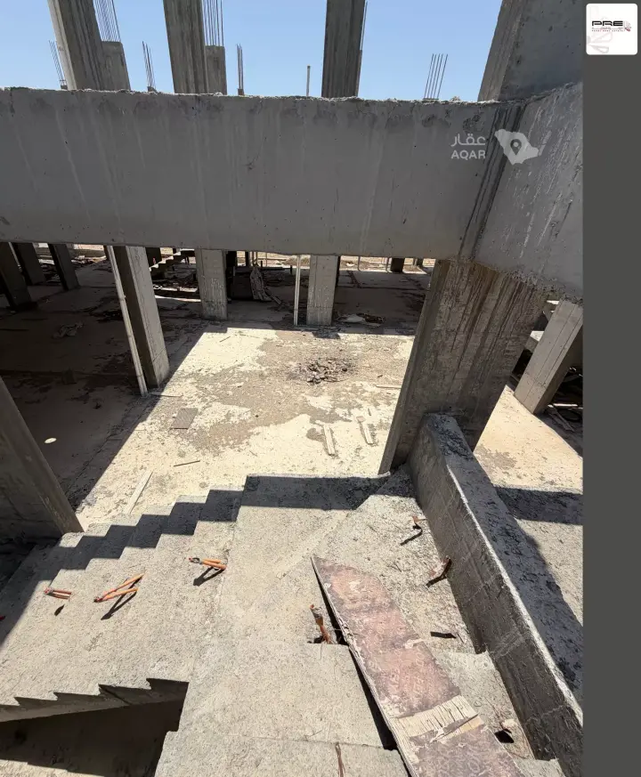 5 bedroom villa in Az Zomorod, Jeddah 10