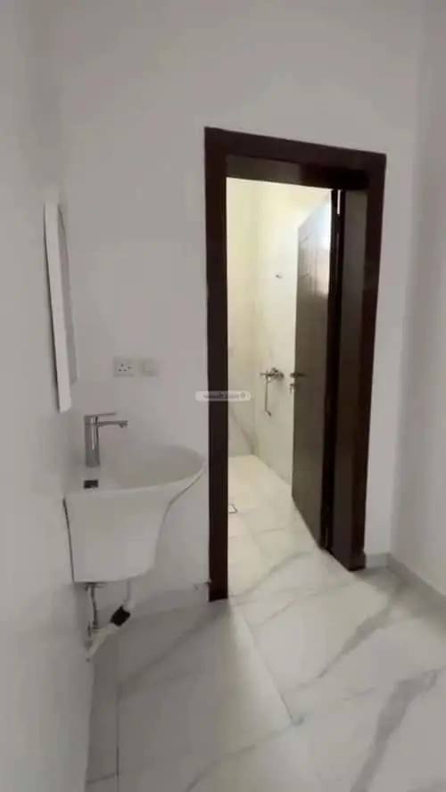 3 bedroom apartment in Uhud, Riyadh 5