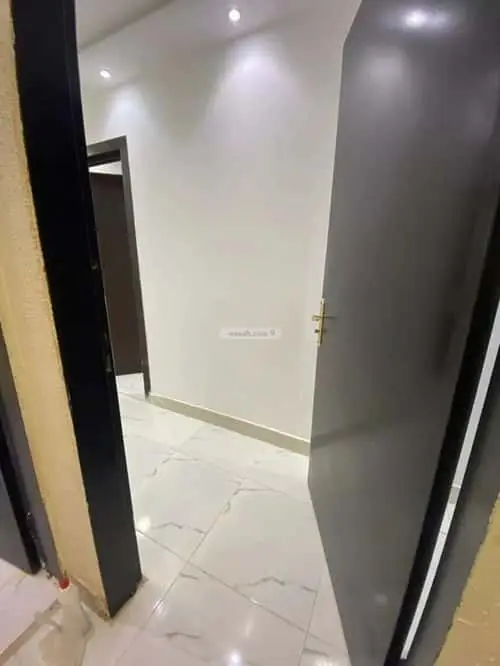 3 bedroom apartment in Al Awali, Riyadh 4