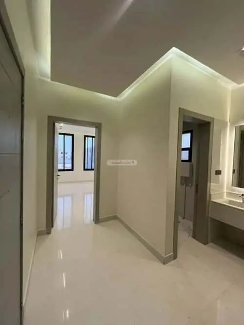 6 bedroom villa in Dhahrat Laban, Riyadh 15