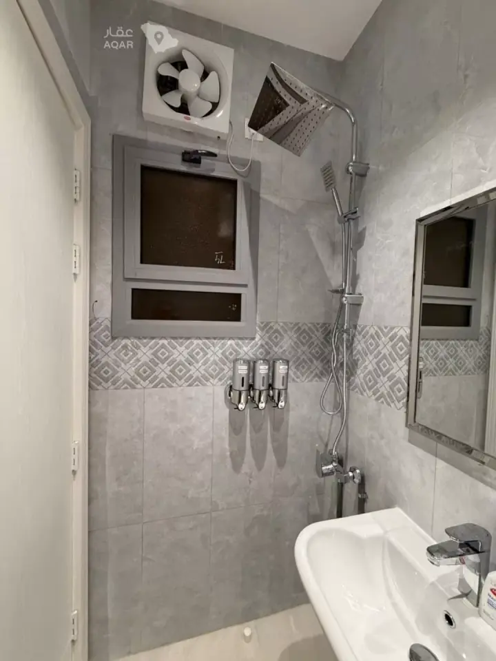 2 bedroom apartment in Al Nuzhah, Jeddah 15