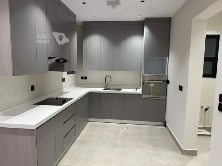 4 bedroom apartment in Al Murooj, Riyadh 4