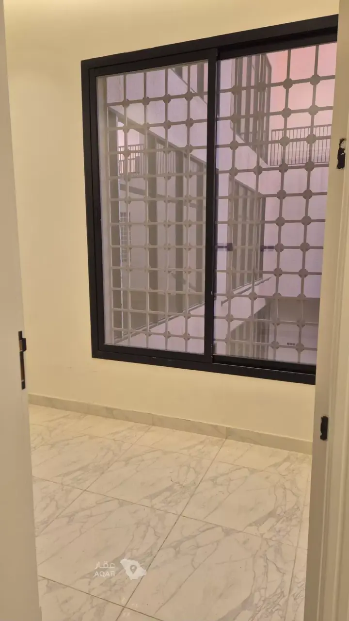 3 bedroom apartment in Okaz, Riyadh 3