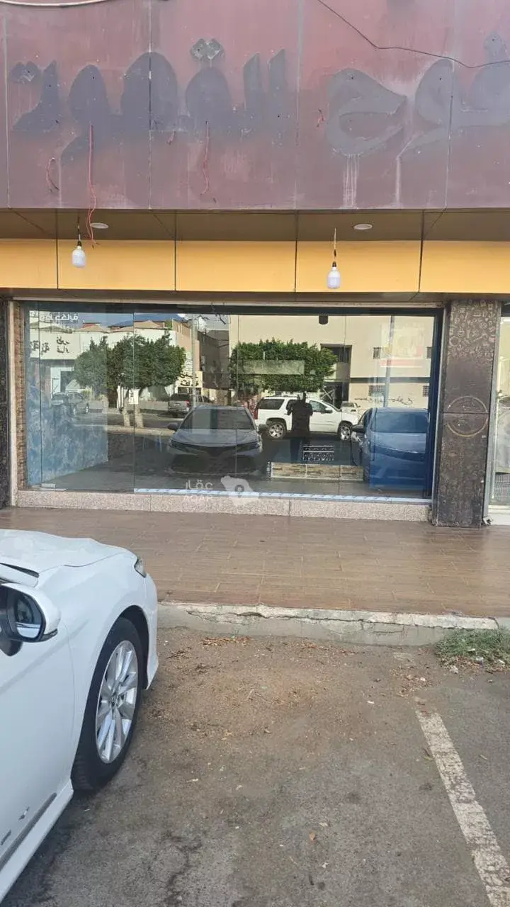 shop in Al Khalidiyyah, Taif 8