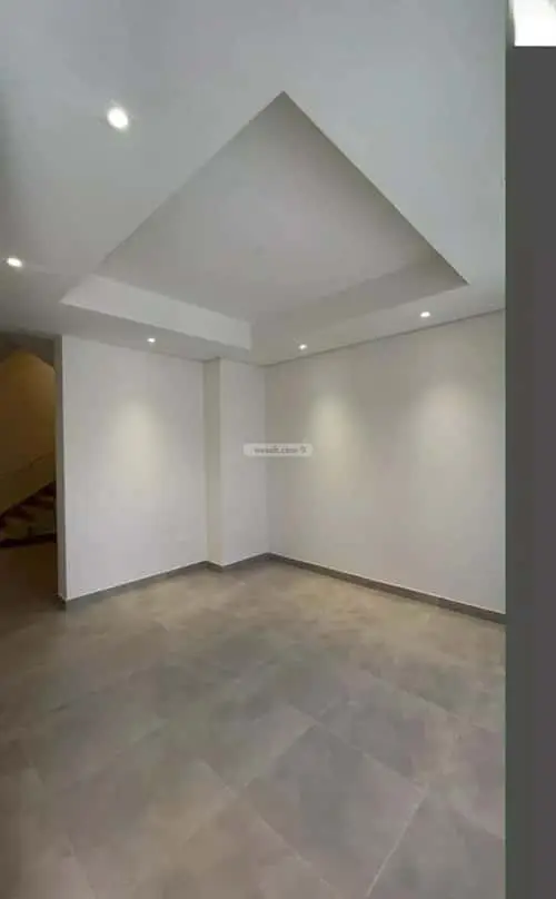 4 bedroom villa in Al Bashaer, Riyadh 6