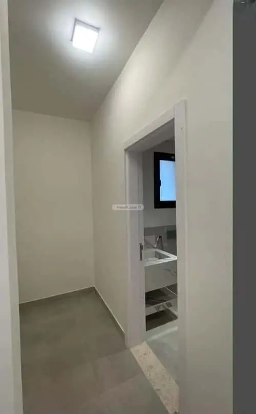 4 bedroom villa in Al Bashaer, Riyadh 4