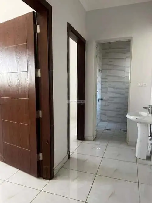 3 bedroom apartment in Al Awali, Riyadh 4