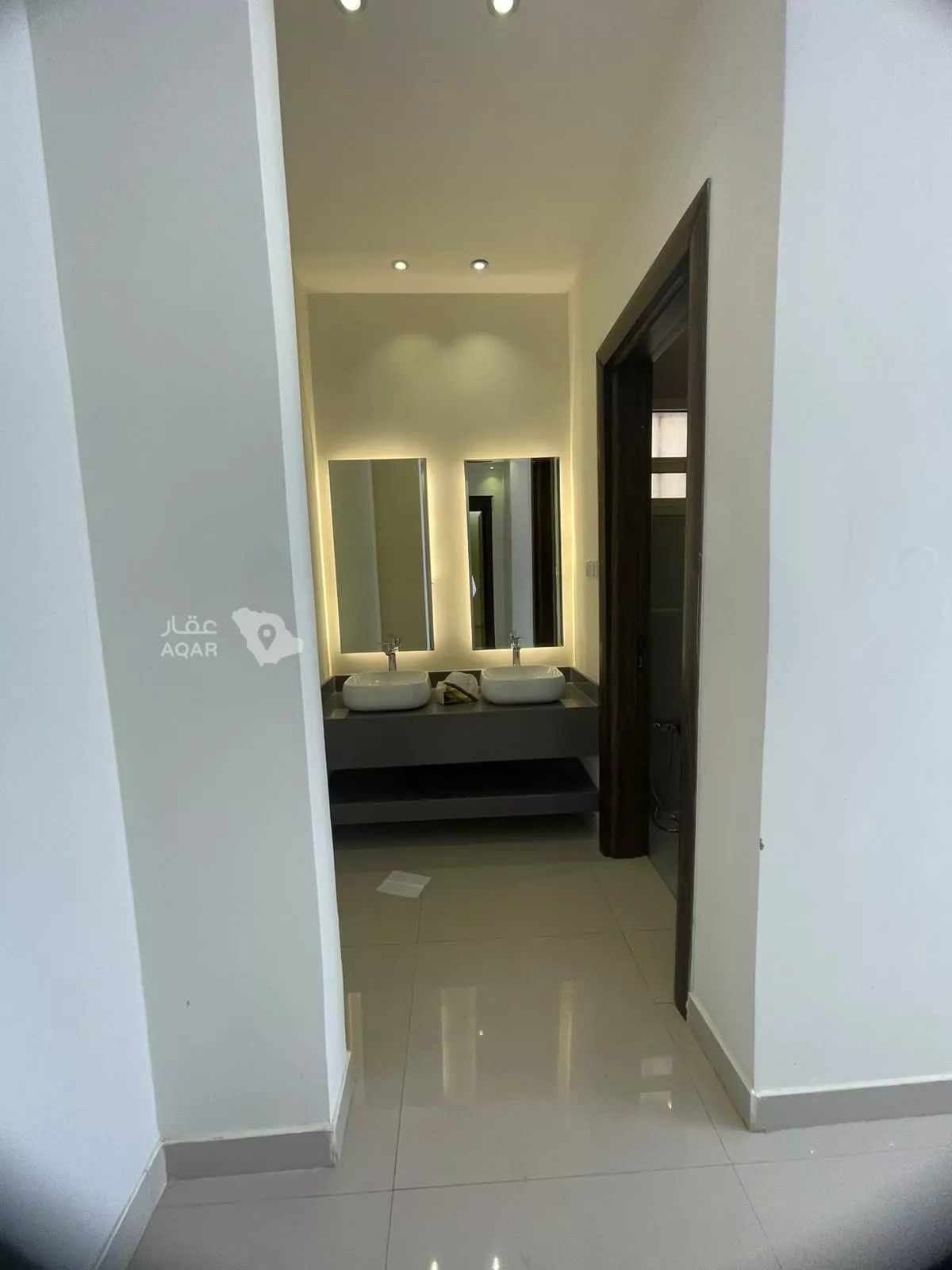 3 bedroom villa in Al Aridh, Riyadh 15