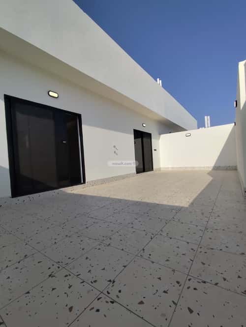 6 bedroom apartment in Al Salamah 12