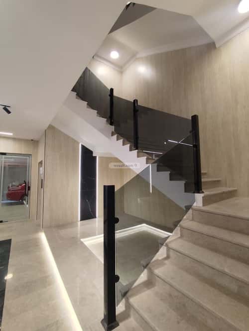 6 bedroom apartment in Al Salamah 14