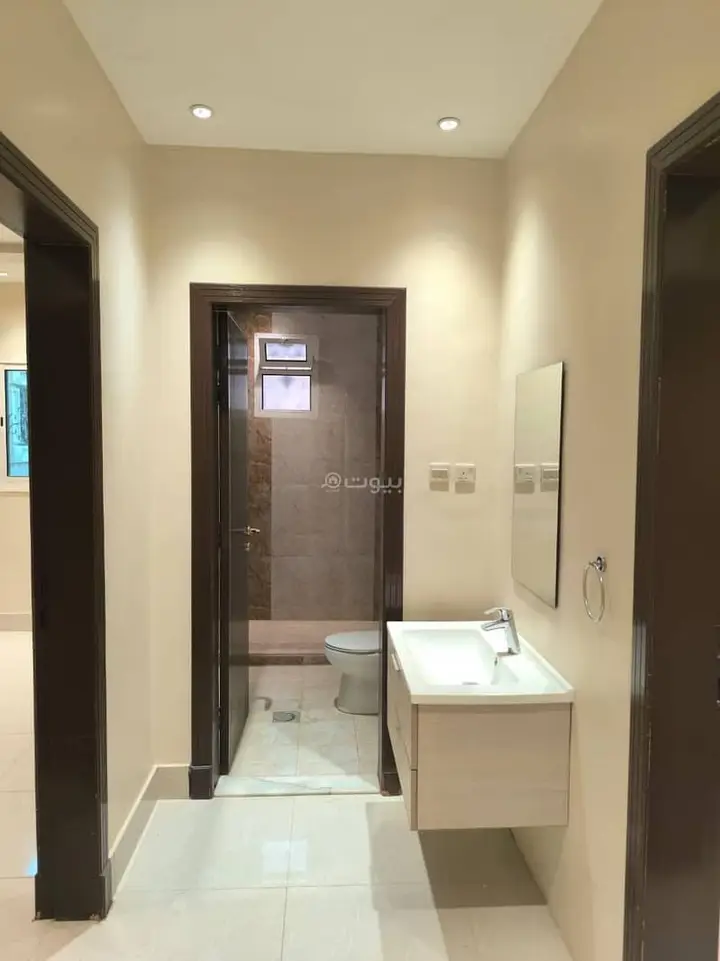 5 bedroom villa in Al Yasmin, Riyadh 4