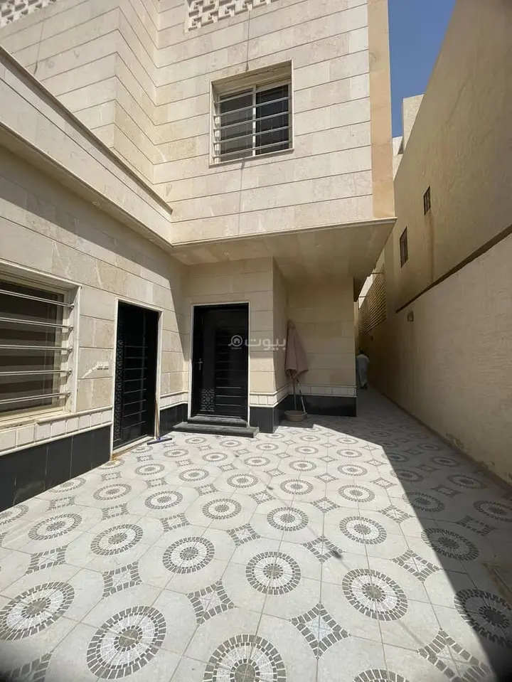 4 bedroom villa in Al Aridh, Riyadh 8