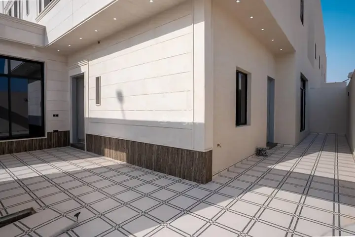 5 bedroom villa in An Nadhim, Riyadh 16