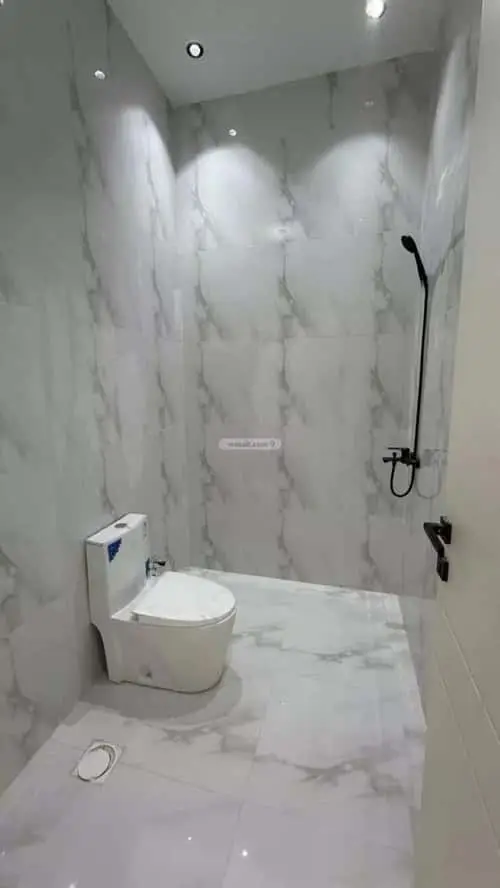 4 bedroom apartment in Al Awali, Riyadh 4
