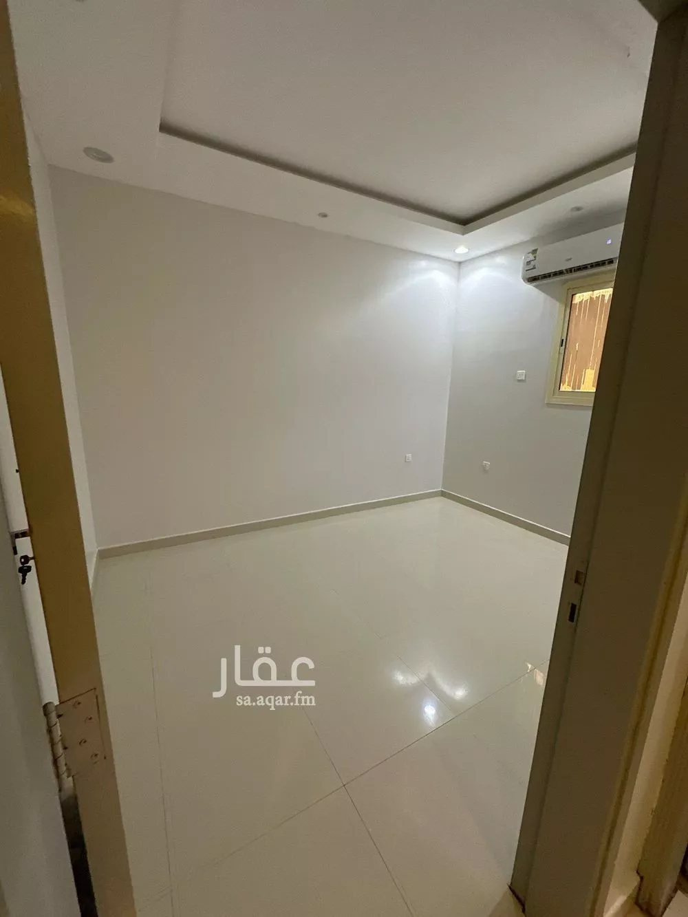 شقة 1 غرف في العارض 5